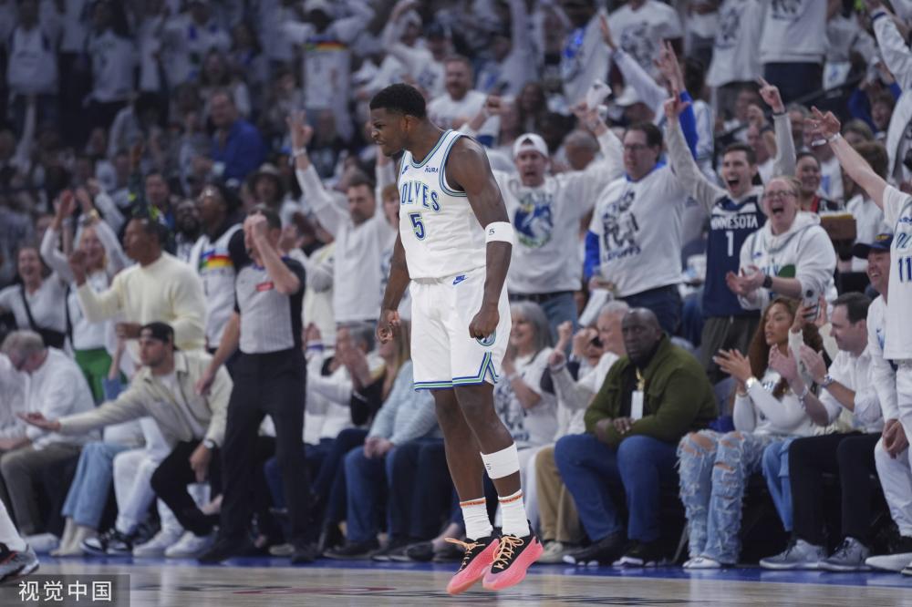 亚洲足球的 亚洲足球的