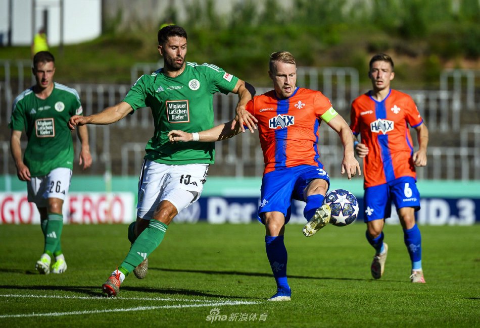 们的领路人 们的领路人